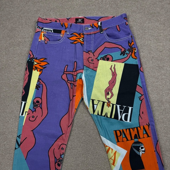 Patta Men's Pants Size 32 x 30 Multicolor Denim Straight Magazine AOP Graphic - Picture 3 of 11